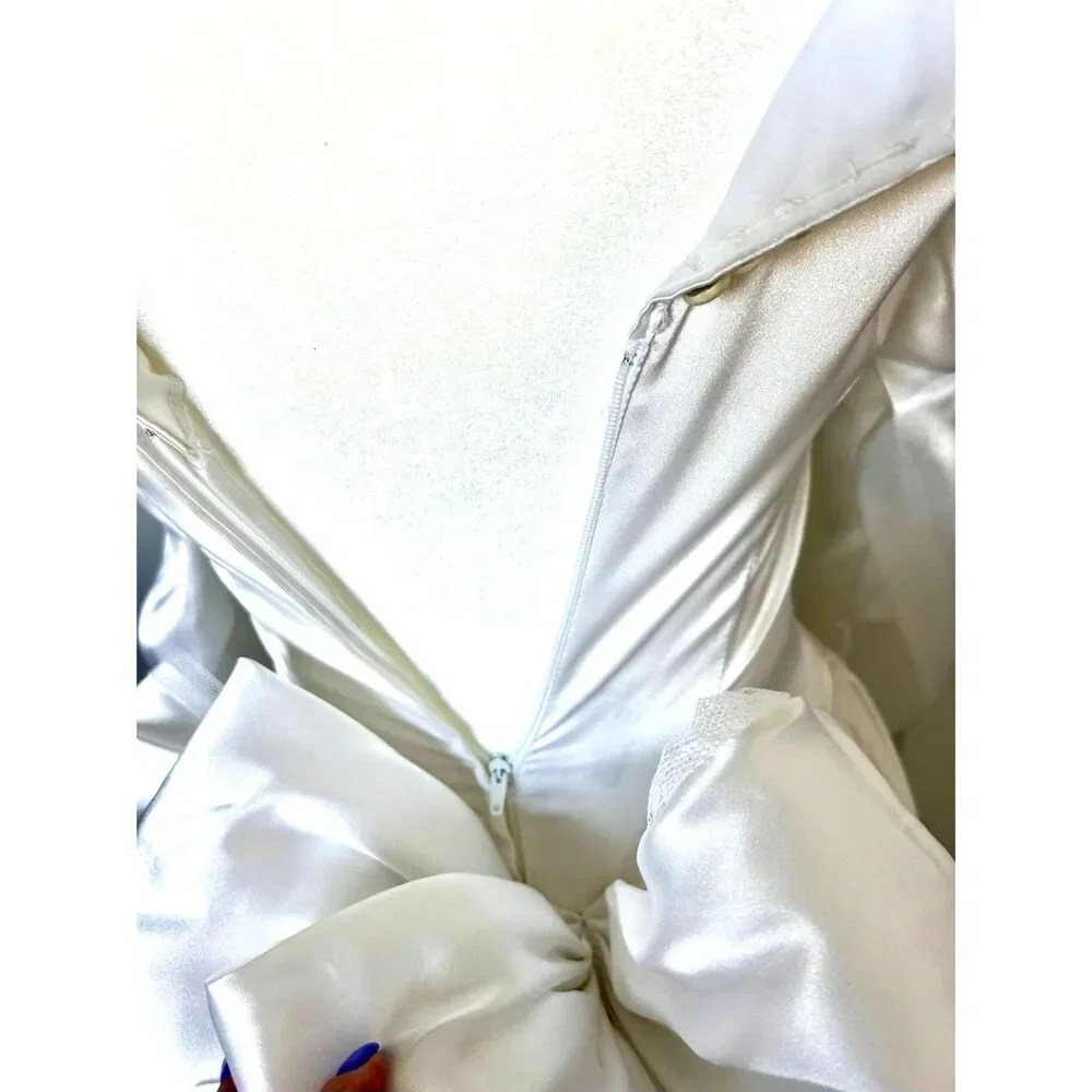 VINTAGE WEDDING DRESS Preference Satin Beaded Puff-Sleeves Bustle-bow Train Sz 1